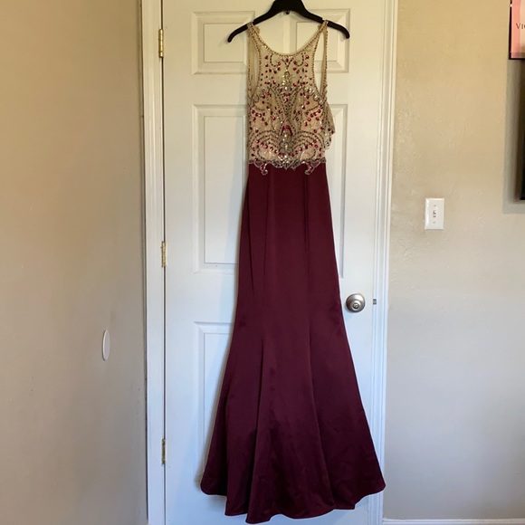 Prom Dress - Picture 1 of 3